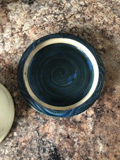 Pottery cheese dome