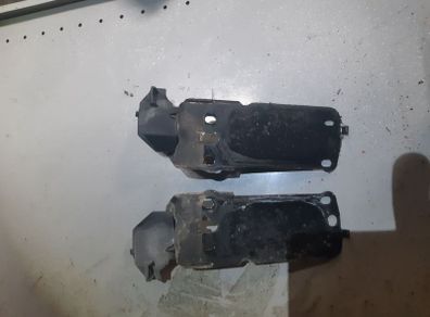 BMW 3Series E90 E91 E92 Radiator Mounts Brackets