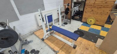 Flat Bench Press