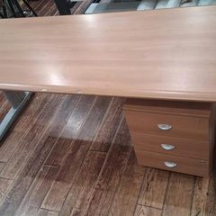 Large Office Desk with 3-Drawer Pedestal