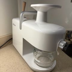 Tribest Green Star 5 Twin Gear Cold Press Masticating Juicer