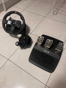 Logitech G920 steering wheel, pedals & gearstick