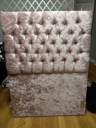 Single bed with mattress