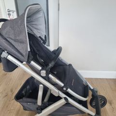 Uppababy Vista V2