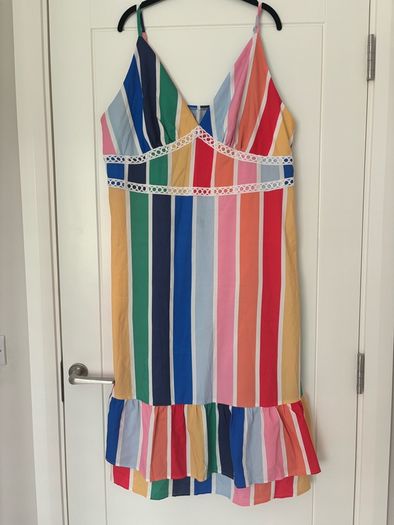 Brand new dress size 18/20/22/24