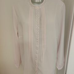 Light pink detailed stunning blouse size UK18 EU46 Perfect condition Postage included