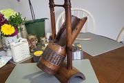 Wine bottle holder