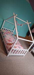 Childs bed