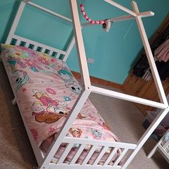 Childs bed