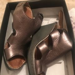 sandal