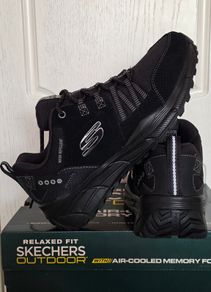 Skechers size UK 7
