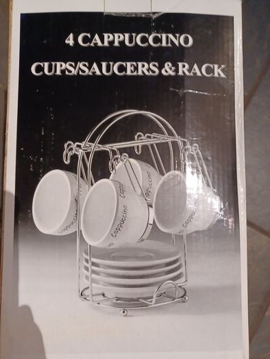 Cappuccino Cups/Saucers & Rack