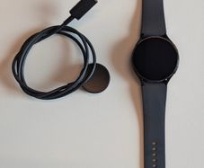 Samsung Galaxy Watch 6 (44mm, LTE, Black) + USB Charger