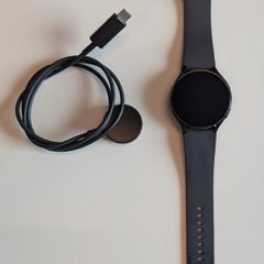 Samsung Galaxy Watch 6 (44mm, LTE, Black) + USB Charger