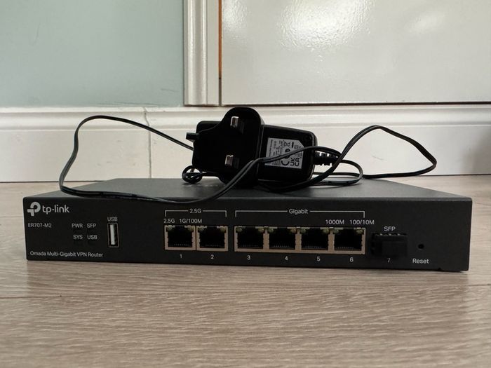 TP-Link Router ER707-M2