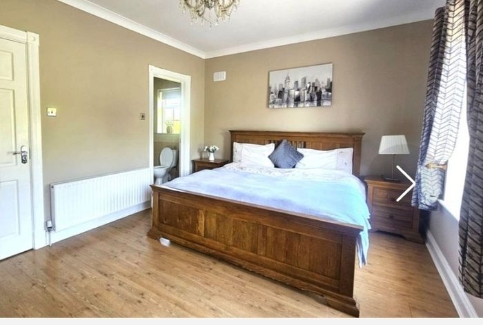 bed and bedroom super king