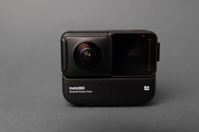 Insta360 ONE R Twin Edition 5.7K 360 / 4K Action Camera with extra batteries