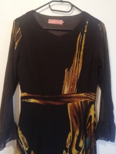 Jing Dian Jie Mei Ladies Dress. Lined. Long Sleeves. Measurements in description CAN POST