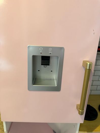 toy kitchen
