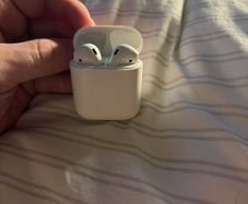 2nd Gen Airpods
