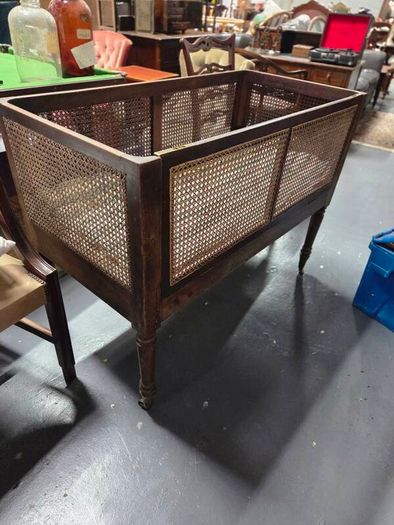 victorian bergiere cot