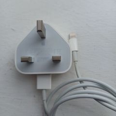 apple plug and cable