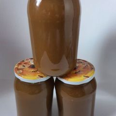 honey with honeydew natural, from a small family apiary in Poland.1300g