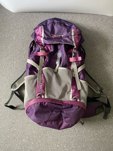 Berghaus Freeflow 30+6 Backpack Rucksack Ventilating Back System H20 &Rain Cover Purple
