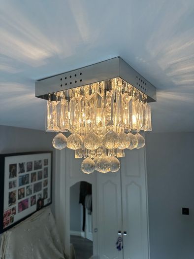 Modern Crystal Ceiling Light / Chandelier