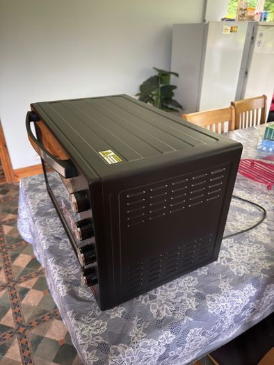 Portable 60 Liter electric oven with rotisserie all equipment