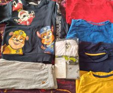 Very Large bundle boys clothes age 3 to 4 years.