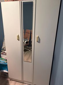 wardrobe
