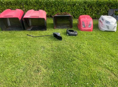 Breaking ride on mowers