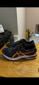 asics trainers