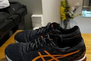 asics trainers