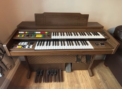 Vintage Yamaha Electone B-35N Organ