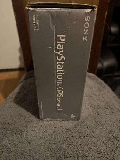 PlayStation 1 slim boxed