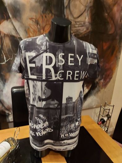 Inside Basic T-Shirt