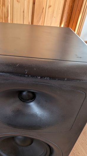 JBL LSR4326P Studio Speakers