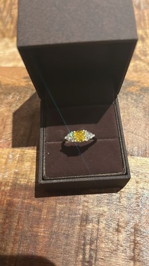 Bespoke Diamong Ring service