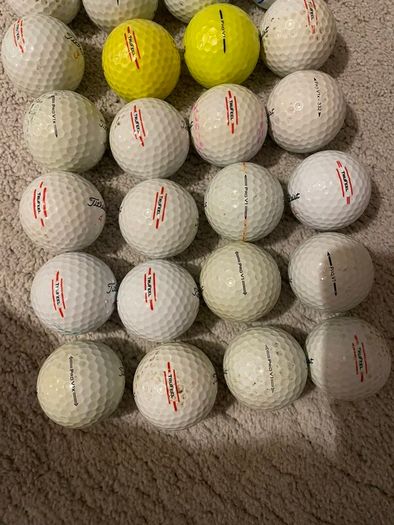 Golf balls - selected of 56 used mixed balls