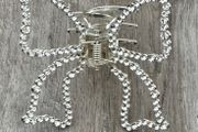 Silver Studded Bow Outline Silver Claw Clip