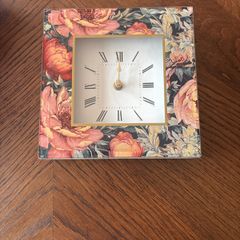 Cashel living clock