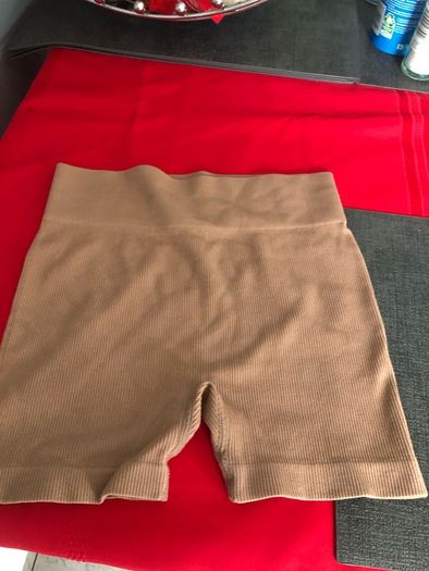 Girls shorts size S