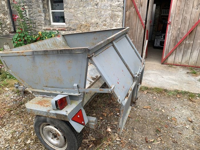 Dump trailer