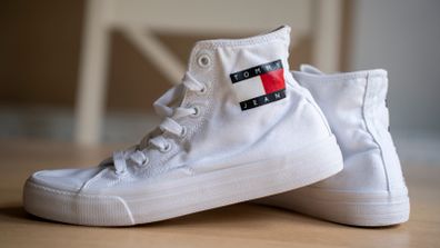 Tommy Hilfiger Round Toe Mid Top Lace Up Sneakers Women Size 37