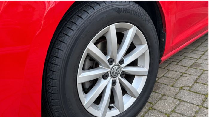 16" alloy wheels