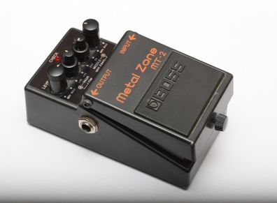 Boss Metal Zone MT-2 distortion pedal