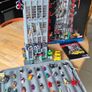 Lego 76178 Daily Bugle, box, all figures, Image 2