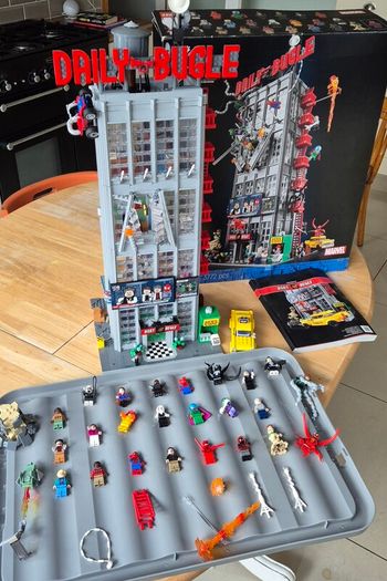 Lego 76178 Daily Bugle, box, all figures,